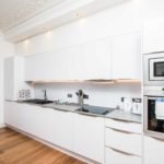 Serviced Accommodation Bristol |Short Let Apartments| Free Wifi | Fully equipped Kitchen & Free parking| Urban Stay