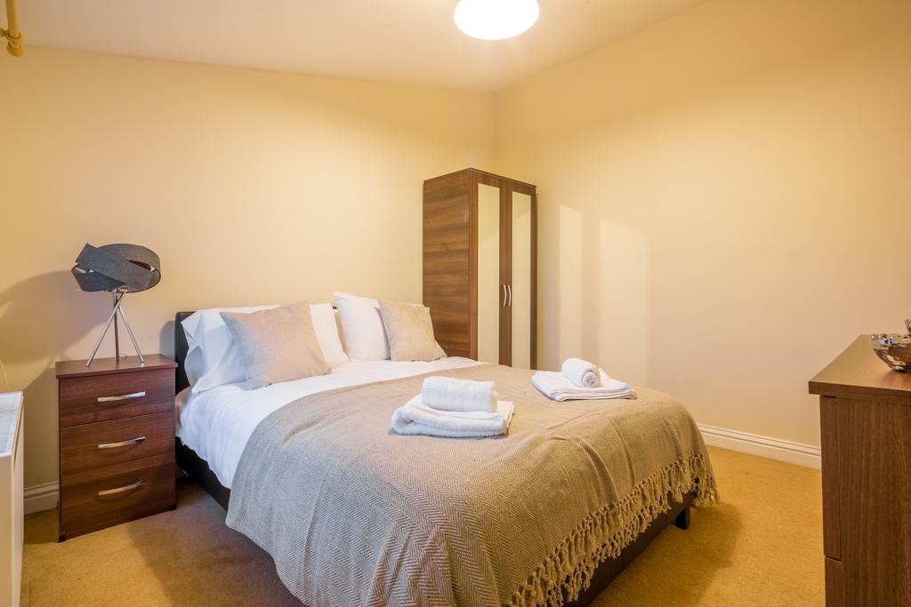 Looking-for-a-cosy-apartment-in-Stevenage?-why-not-book-our-Stevenage-Serviced-Apartments-at-Colestrete-House.-Call-Urban-Stay-Apartments-for-great-rates.
