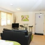 Bristol Serviced Accommodation UK | Cheap Cotham Lawn Apartments | Free Wi-Fi| Fully Equipped Kitchen | Parking |0208 6913920| Urban Stay