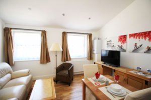 Looking for affordable accommodation in Croydon? why not book our lovely Croydon Serviced Accommodation on Wellesley Road. Call today for great rates.