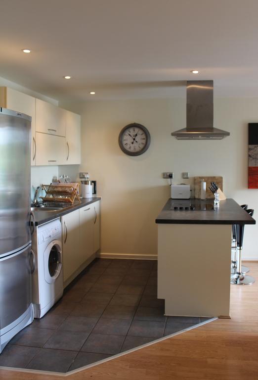 Serviced-Accommodation-Chelmsford-available-now!-Book-Cheap-Luxurious-Baddow-Road-Apartments-with-24h-Reception,-Free-Wifi-&-a-Flat-Screeen-TV-|-Book-Now!
