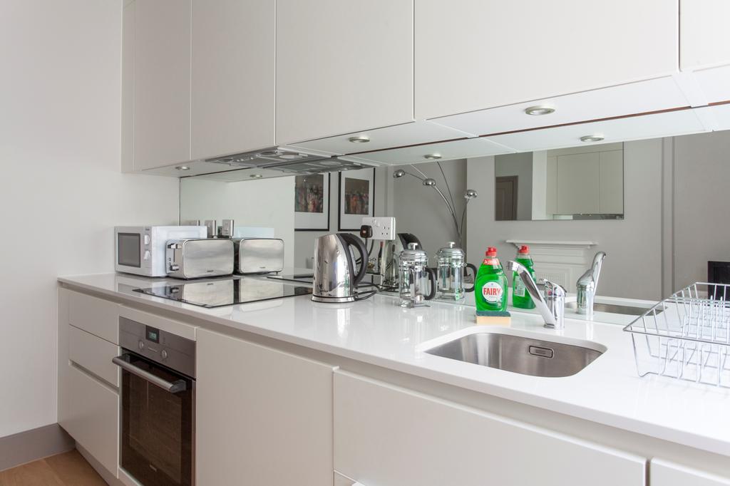 Looking-for-affordable-apartments-in-Central-London?-why-not-book-our-lovely-Goodge-Street-Serviced-Apartments-London?-call-today-for-great-rates.