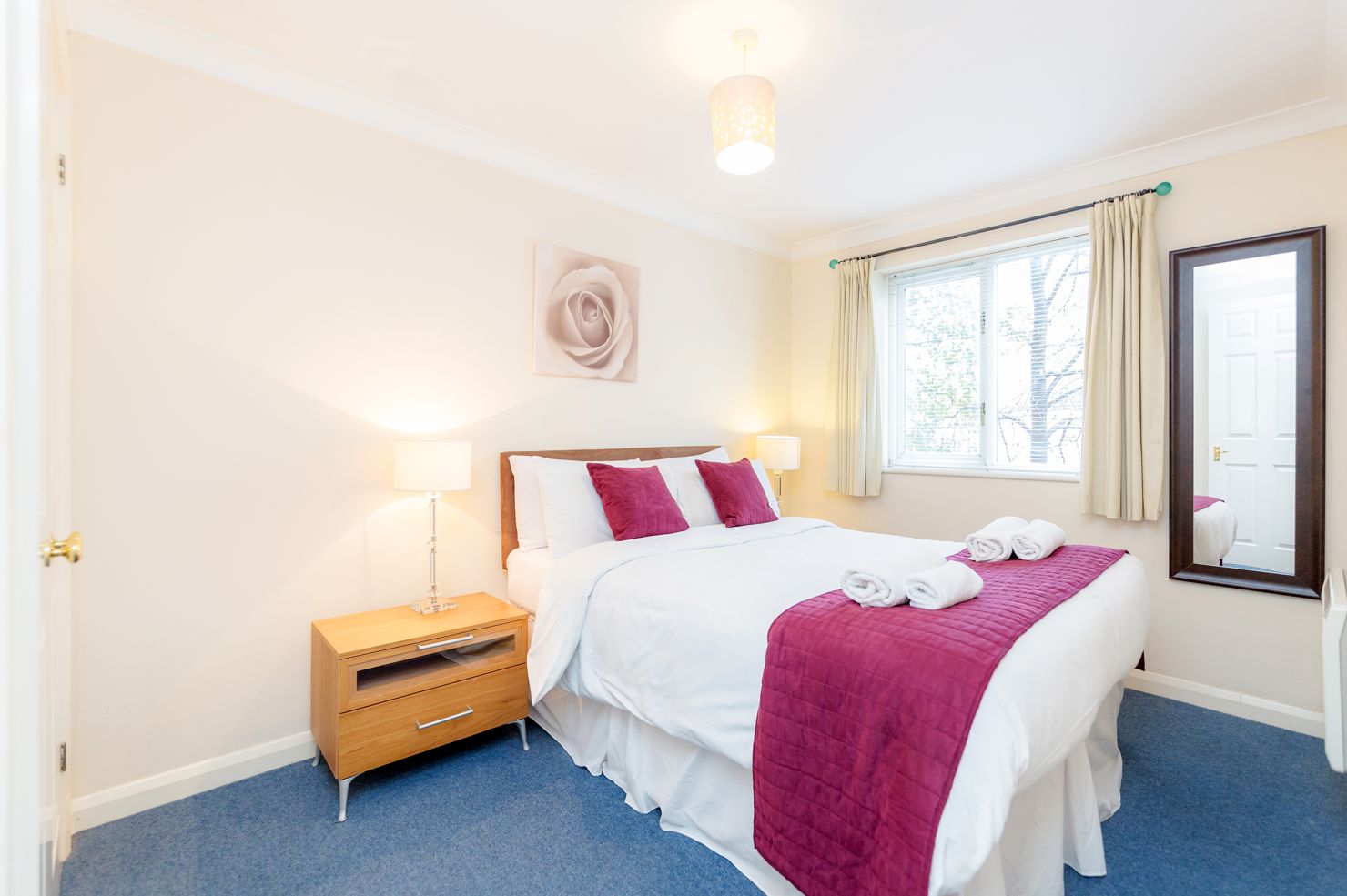 Looking-for-affordable-accommodation-in-Surrey?-why-not-book-our-lovely-Kingston-Corporate-Apartments-at-Regents-Court.-Call-today-for-great-rates.