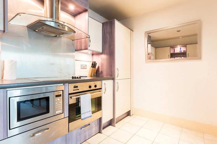 Vauxhall Corporate Apartments Looking-for-affordable-accommodation-in-Vauxhall?-why-not-book-our-Vauxhall-Corporate-Apartments-at-St-Georges-Wharf.-Call-today-for-great-rates.