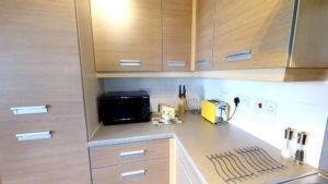 Holiday Apartments Cambridge at Warren Close. Modern stays near Cambridge Station, business parks and top city sights. Book Now