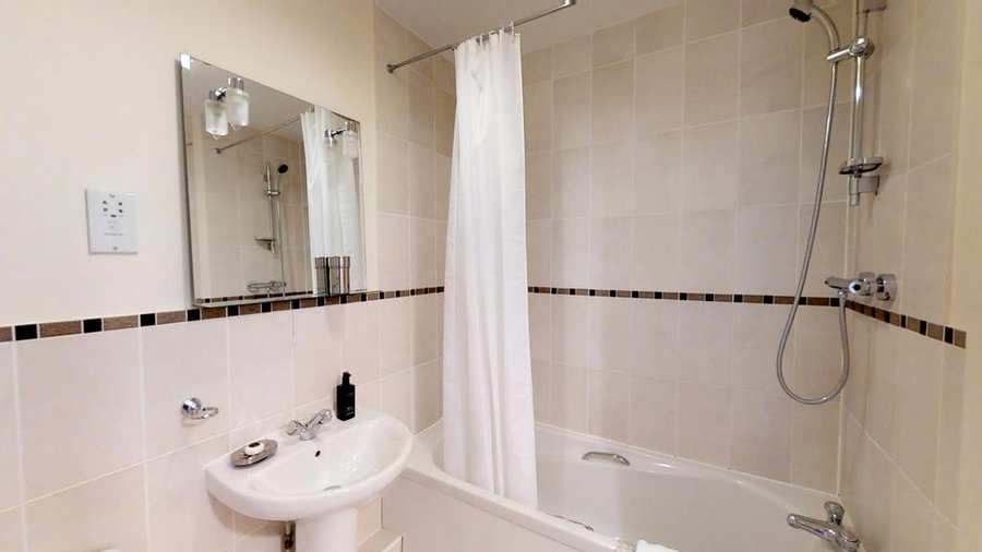 Cambridge Corporate Apartments Looking-for-affordable-apartments-in-Cambridge,-why-not-book-our-lovely-Cambridge-Corporate-Apartments-at-Warren-Close.-Call-today-for-great-rates.