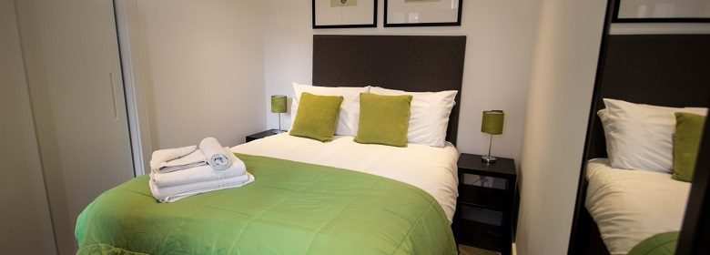 Looking for corporate apartments in Slough? why not book our lovely Slough Corporate Apartments at Wellington Street. Call today for great rates.