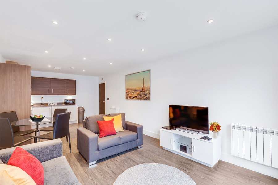 Serviced Apartments Birmingham – Accommodation Midlands | UrbanStay Book-the-Best-Serviced-Apartments-Birmingham-today!-Our-Short-Let-Accommodation-in-Birmingham's-Jewellery-Quarter---Free-Wifi-&-All-Bills-Incl!-30%-Cheaper!-Urban-Stay