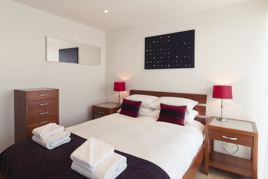 Holiday-Accommodation-Cambridge-available-from-today!-Book-Cambridge-Place-Serviced-Apartments-in-Cambridgeshire-now-for-Short-Lets-&-Relocation!-Free-Wifi-|-Urban-Stay