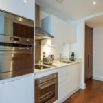 Tower Hamlets Accommodation | Canary Wharf | Stylish Short Let Apartments | Free Wifi | Fully Equipped Kitchen | Private Balcony |0208 6913920| Urban Stay