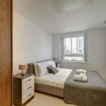 Tower Hamlets Accommodation | Canary Wharf | Stylish Short Let Apartments | Free Wifi | Fully Equipped Kitchen | Private Balcony |0208 6913920| Urban Stay