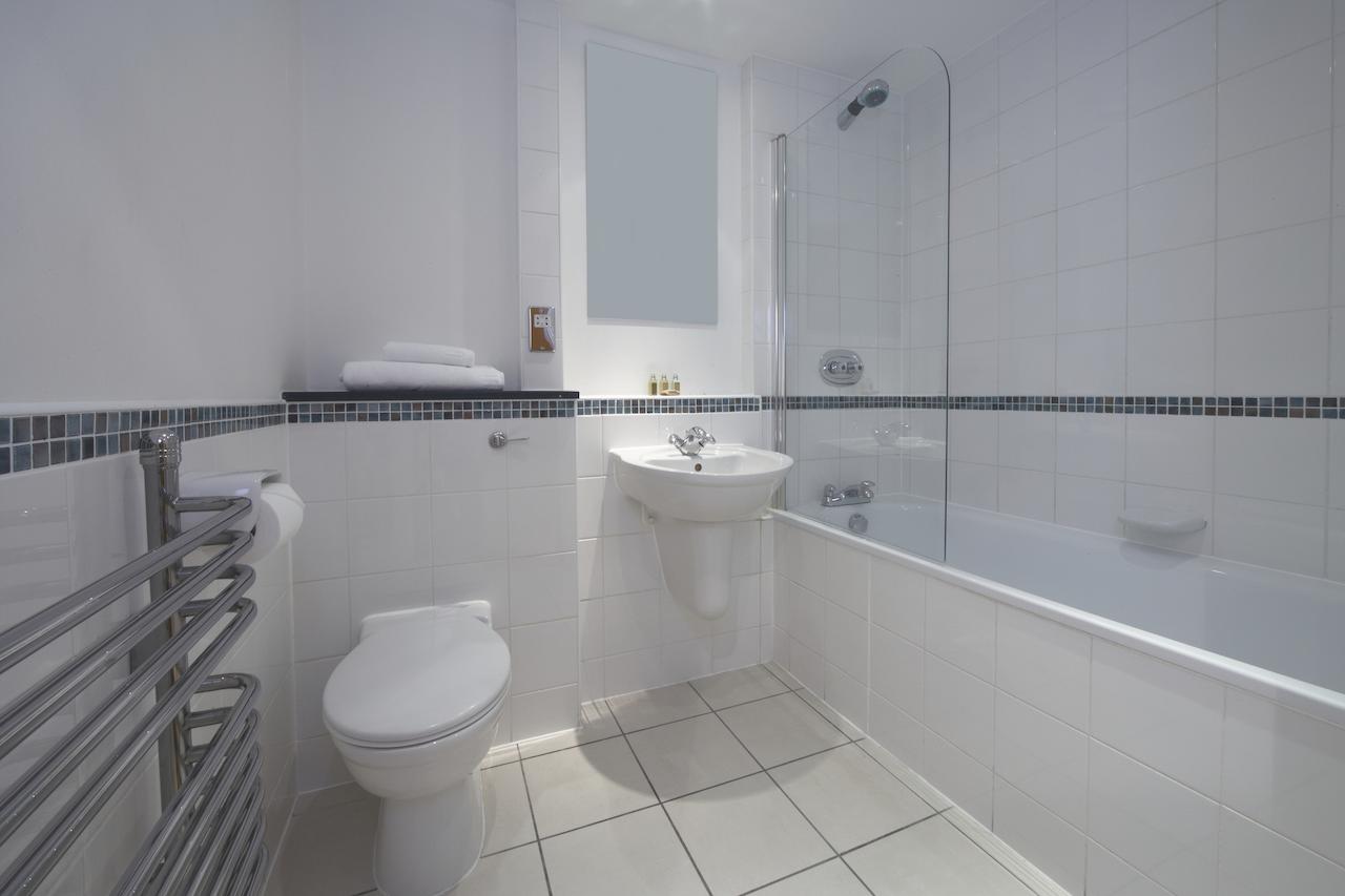 Limehouse-Serviced-Accommodation---London-available-now-|-Free-Wifi-|-Digital-TV-|-Fully-Equipped-Kitchen-|0208-6913920|-Urban-Stay