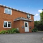 Luxury Berkshire Accommodation located in Newbury, UK- Special Offer on St. Michaels House Accommodation | Free Wifi and Complimentary Parking! Book Now!
