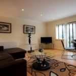 Thames Valley Serviced Accommodation | Comfortable Short Let Apartments | Free Wifi | Fully Equipped Kitchen | Flat Screen TV |0208 6913920| Urban Stay