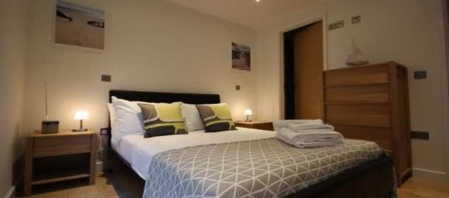 Holiday Apartments Reading, Berkshire, UK! Free Wifi, On-site Parking and Weekly Housekeeping! BOOK NOW on +44 208 691 3920 for the Best Discounted Rates!