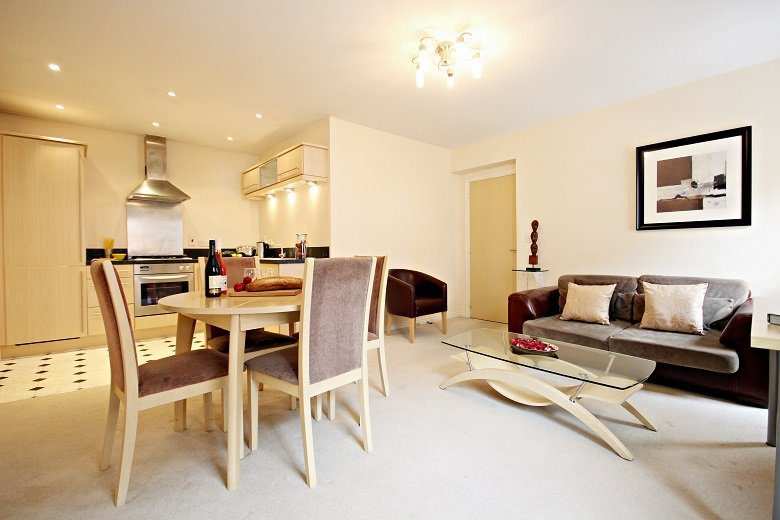 Barkham Mews Apartments Serviced Apartments - Reading | Urban Stay