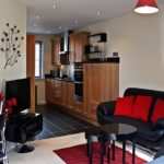 Bracknell Bullfinch Accommodation | Luxurious and Spacious Townhouse | Free Wifi | Fully Equipped Kitchen | On Site Parking |0208 6913920 | Urban Stay