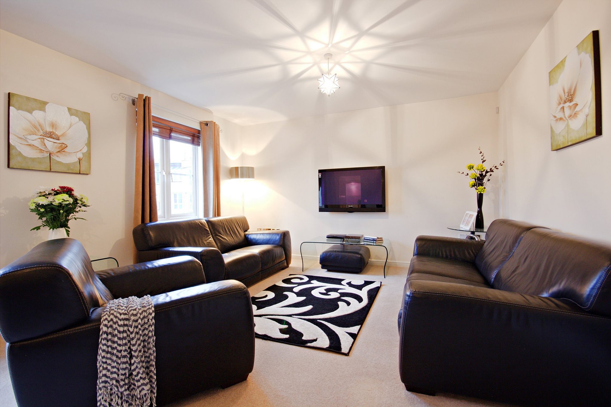 William Street Apartments Serviced Apartments - Windsor | Urban Stay