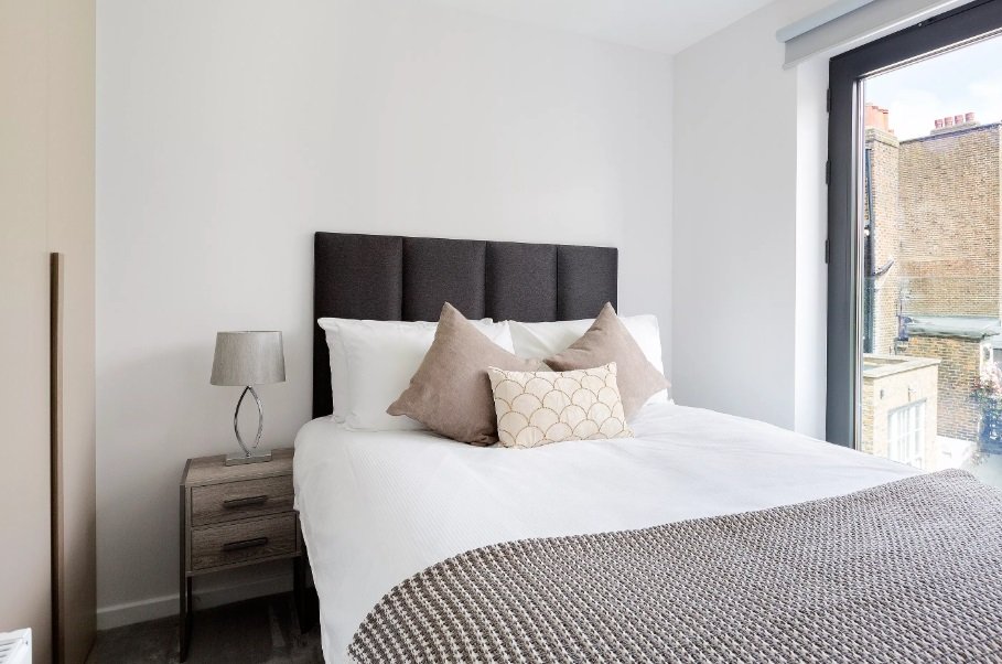 Camden-Corporate-Apartments,-London,-UK---Cosmos-Apartments-Camden,-Available-now!-Book-Luxurious-accommodation-with-beautiful-interior-|-Urban-Stay