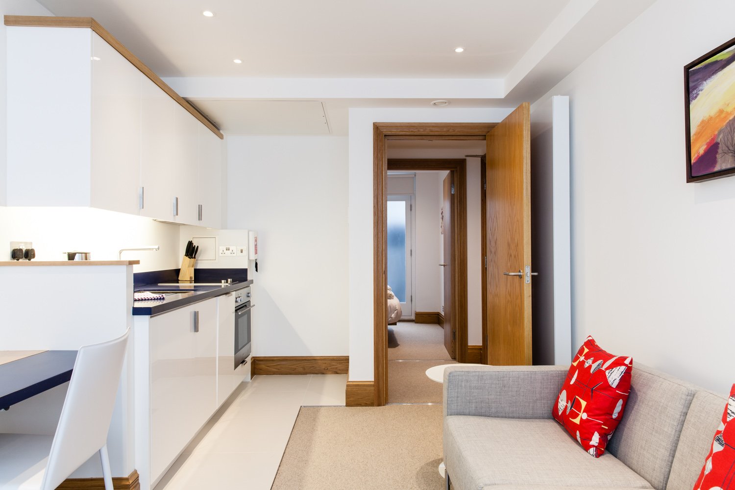 Serviced-Apartments-Covent-Garden---Willoughby-Street-Available-Now!-Book-Cheap-Serviced-Apartments-in-the-heart-of-Central-London-I-Free-Wi-Fi-|-Urban-Stay