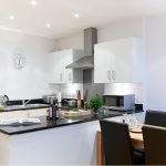 Watford Serviced Accommodation | Comfortable & Cheap Short Let Apartments | Free Wifi | Fully Equipped Kitchen | Flat Screen TV | 0208 6913920 | Urban Stay