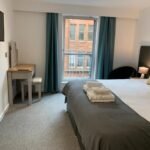 Discover comfort & convenience at Tolbooth Apartments Glasgow. Modern amenities & nearby attractions at Scotland serviced accommodation. | Urban Stay