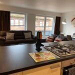 Discover comfort & convenience at Tolbooth Apartments Glasgow. Modern amenities & nearby attractions at Scotland serviced accommodation. | Urban Stay