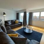 Discover comfort & convenience at Tolbooth Apartments Glasgow. Modern amenities & nearby attractions at Scotland serviced accommodation. | Urban Stay