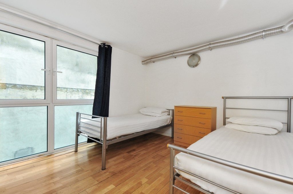 Shoreditch-Short-Lets-offers-centrally-located-apartments-in-the-heart-of-Shoreditch-with-lift-access,-weekly-housekeeping-and-close-transport-links!
