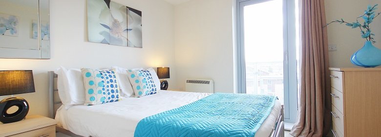 Furnished Apartments Bracknell offers affordable & stylish accommodation with Free Wi-Fi, Modern amenities & spacious living area in the heart of Berkshire!