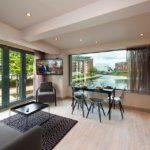 Luxury Aparthotel Manchester - Serviced Apartments in Manchester with 24h Reception, Pool, Gym, Jacuzzi, Sky TV, Parking | Urban Stay