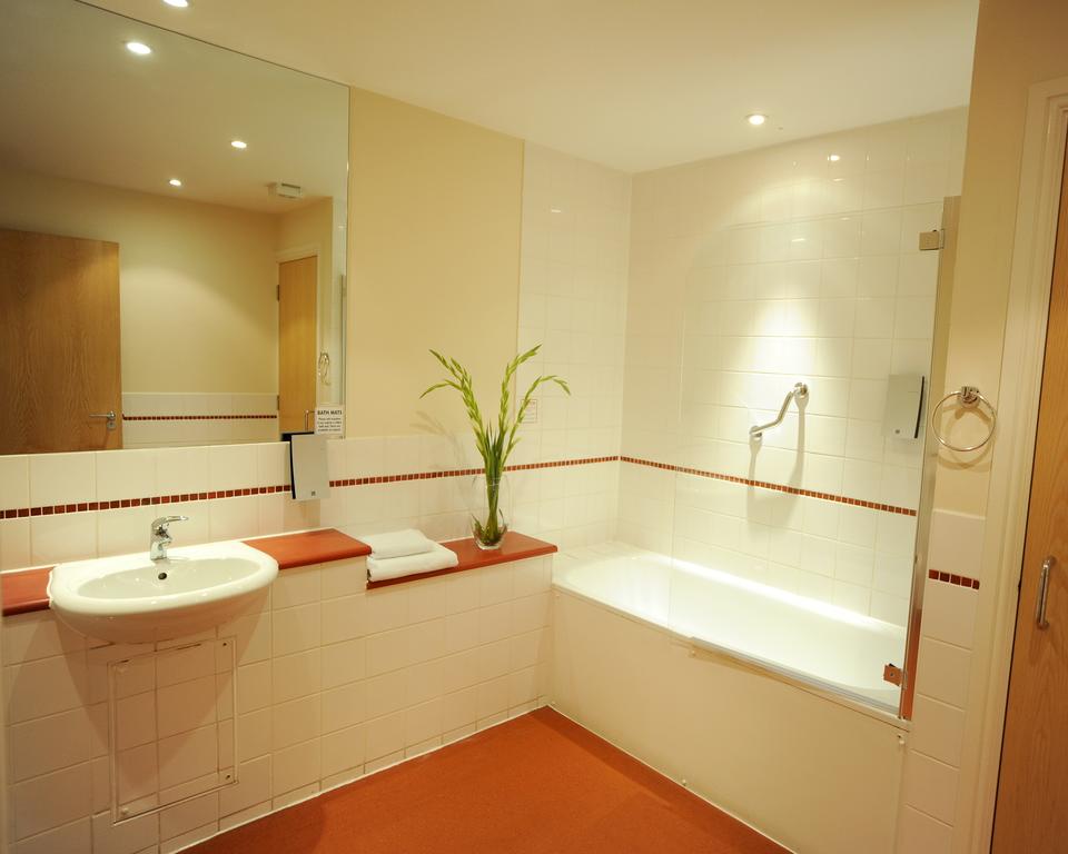 Bristol-Aparthotel-South-West-England-|-Serviced-Apartments-UK-|-Cheap-Short-Lets-|-Urban-Stay