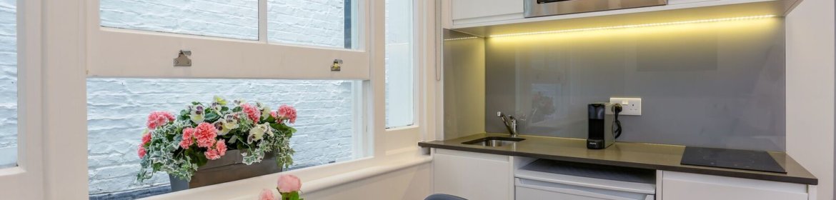 Serviced Apartments Queensborough bordering Hyde Park provides contemporary formed studios- Fully Furnished, Wi-Fi, Extra Amenities and Luggage Storage!