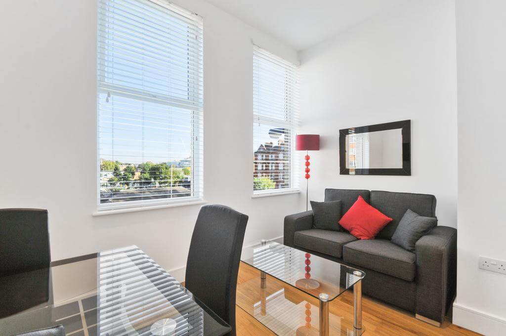 Corporate Accommodation West Kensington, London - West Kensington Serviced Apartments available NOW! Free WiFi and TV with Freeview channels I Urban Stay