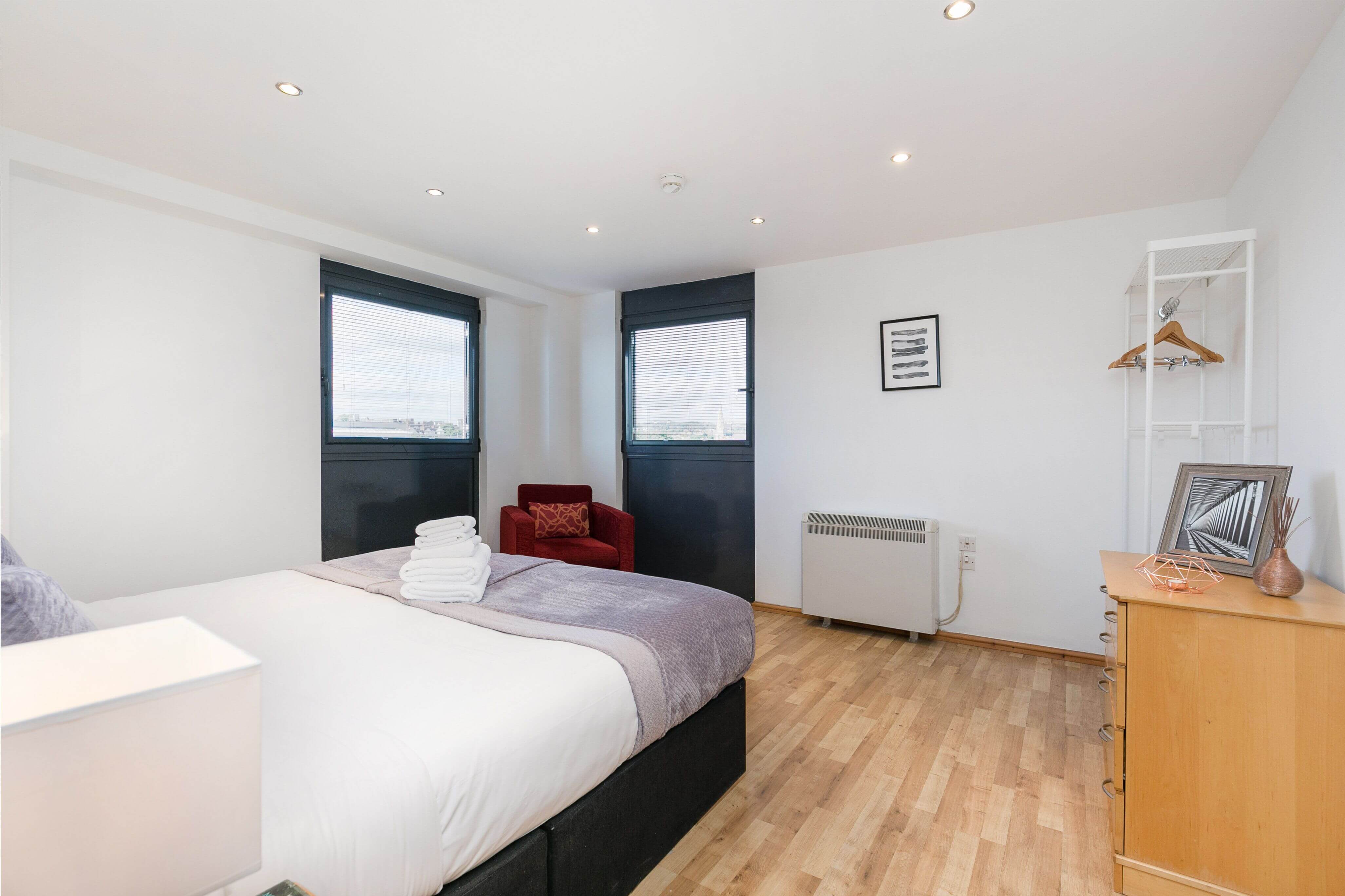 Serviced-Apartments-Maida-Vale,-London---Maida-Vale-Aparthotel-I-Free-Wifi-and-Weekly-Housekeeping,-BOOK-NOW-+44-208-691-3920-for-the-Best-Discounted-Rates!