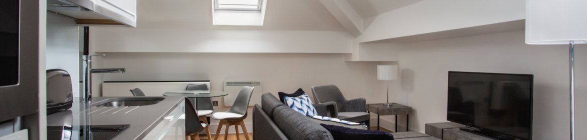 Serviced Accommodation Slough - Atria Apartments offer modern one & two bedroom apartments just 5 minutes from City Center I Free Sky TV & Allocated Parking