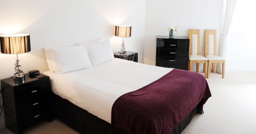 A-Space-In-the-City-Boston-Buildings-James-St-cardiff-urban-stay-serviced-apartments-5