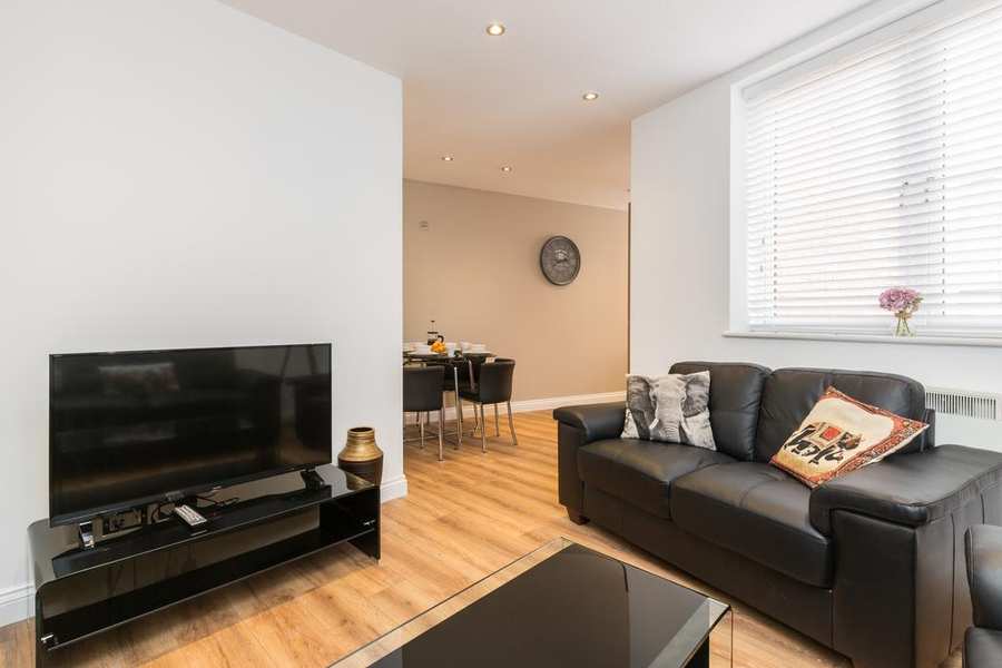 Jewellery Quarter Apartments Serviced Apartments - Birmingham | Urban Stay