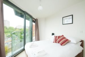 Apartments in Finzels Reach - Cleyro Serviced Apartments in Bristol Urban Stay 1