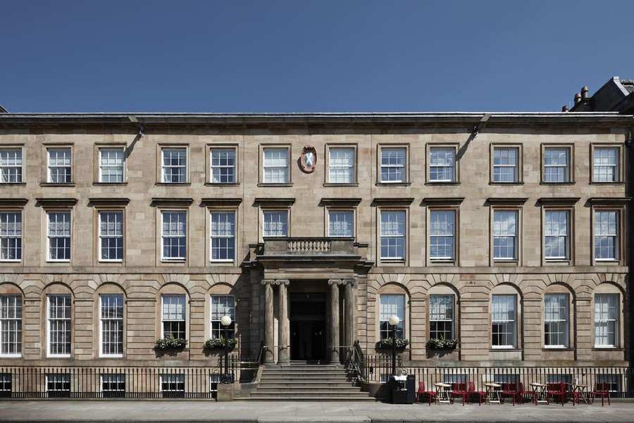 Blythswood Square Accommodation Serviced Apartments - Glasgow | Urban Stay