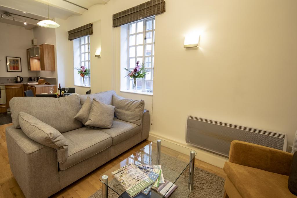 Serviced Apartments in Bristol Serviced Apartments - Bristol | Urban Stay