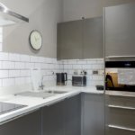 Cardiff Serviced Apartments- Book Short Let Luxury 4* Accommodation near Cardiff University, Cardiff Castle & Bute Park with Aircon, Lift, Wifi & Smart TV!
