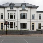 Cardiff Serviced Apartments- Book Short Let Luxury 4* Accommodation near Cardiff University, Cardiff Castle & Bute Park with Aircon, Lift, Wifi & Smart TV!