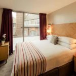 Liverpool Aparthotel - North England Serviced Apartments UK - Cheap Short Let Accommodation in Liverpool with 24h Reception, Wifi, Lift Access, Parking | Urban Stay