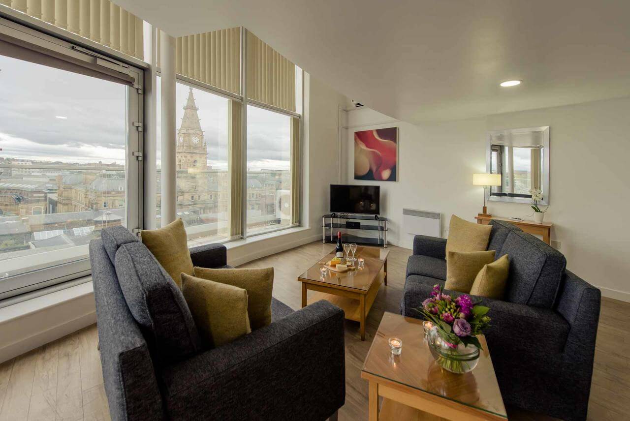 Liverpool-Aparthotel---North-England-Serviced-Apartments-UK---Cheap-Short-Let-Accommodation-in-Liverpool-with-24h-Reception,-Wifi,-Lift-Access,-Parking-|-Urban-Stay