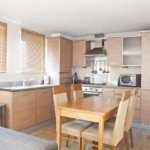 Newcastle Aparthotel - Berkshire Serviced Apartments UK - Cheap Short Let Accommodation in Newcastle with 24h Reception, Wifi, Lift Access, Parking | Urban Stay