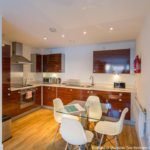 Serviced Accommodation Cardiff Wales - Quayside Bay Apartments - Near Millennium Centre, Mermaid Quay & National Opera | Urban Stay