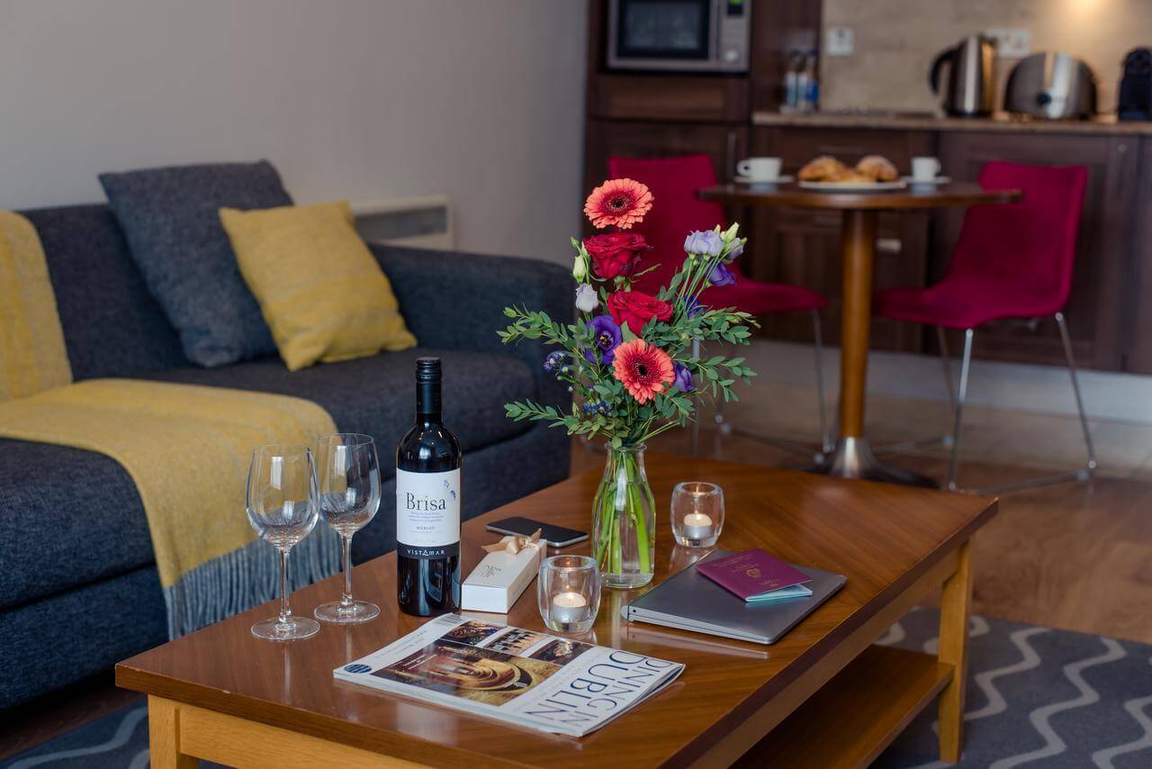 Serviced-Accommodation-Dublin---Leeson-Street-Serviced-Apartments-Ireland---Cheap-Corporate-Accommodation-with-Parking,-Reception-&-Wifi-|-Urban-Stay