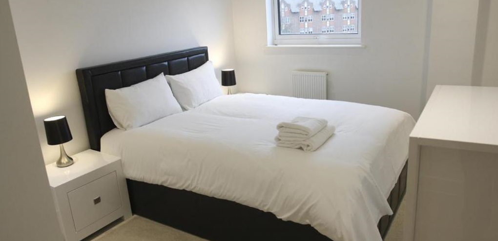 Corporate-Accommodation-St-Albans-Available-Now-I-Book-Serviced-Apartments-in-Hertfordshire-near-St-Albans-City-Station-I-Free-WiFi-&-All-Bills-Included