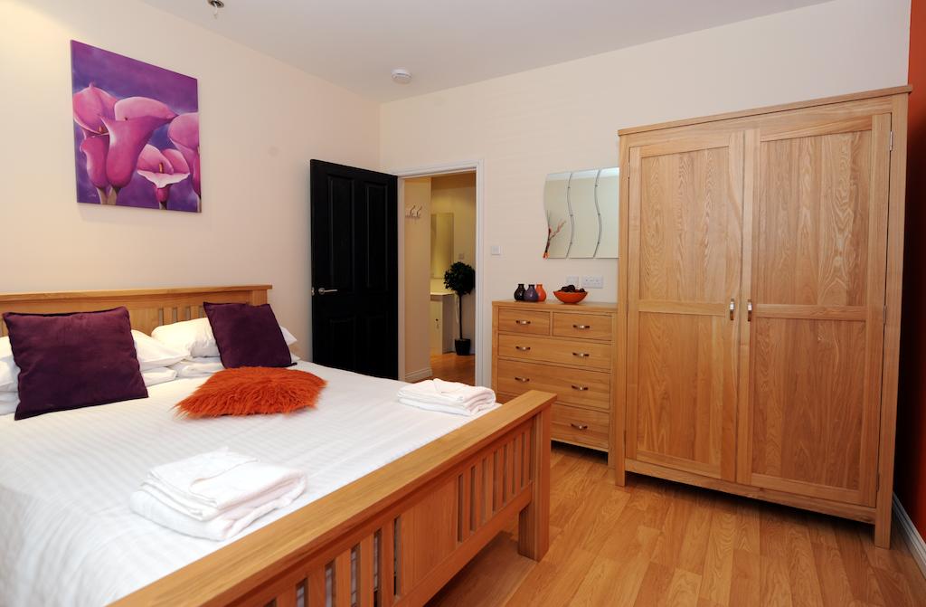 Aberdeen-Serviced-Aparthotels---City-Centre-Apartments-Dee-Street-UK---Urban-Stay-2